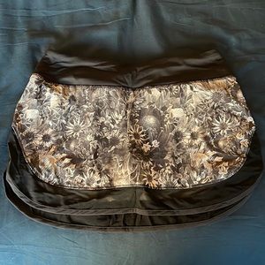 Like new Lululemon running skirt